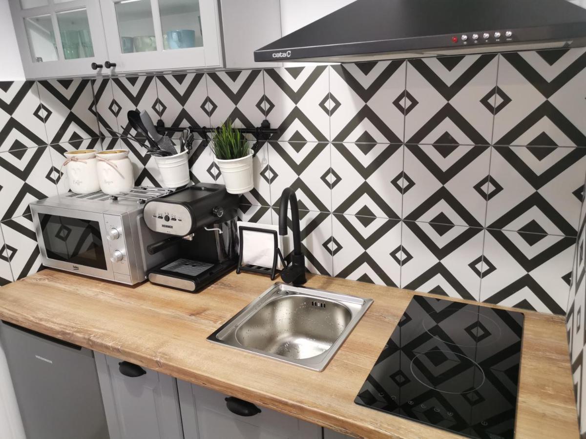 Central Park Studio Petroşani Εξωτερικό φωτογραφία